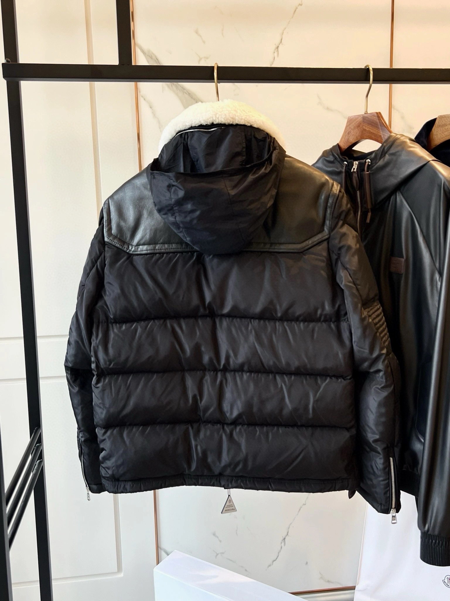 wg.luxury- 7o9385r Down Jacket oversized item:D-F409J5941